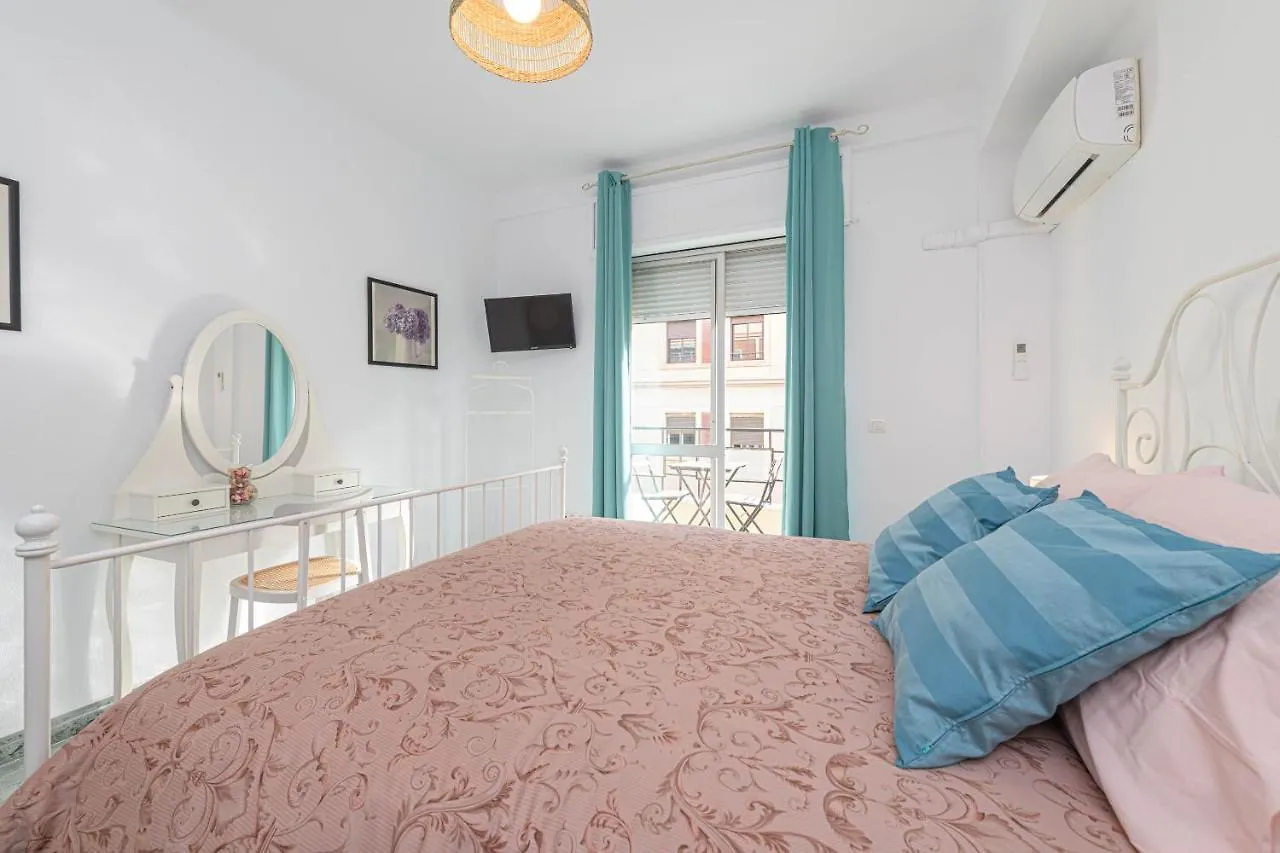 Wintowinrentals Ubicacion Fabulosa, Completo Apartamento Con Parking En El Soho De マラガ 0*,  スペイン