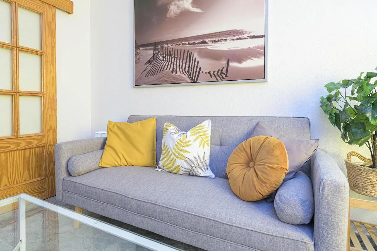 アパート Wintowinrentals Ubicacion Fabulosa, Completo Apartamento Con Parking En El Soho De マラガ スペイン