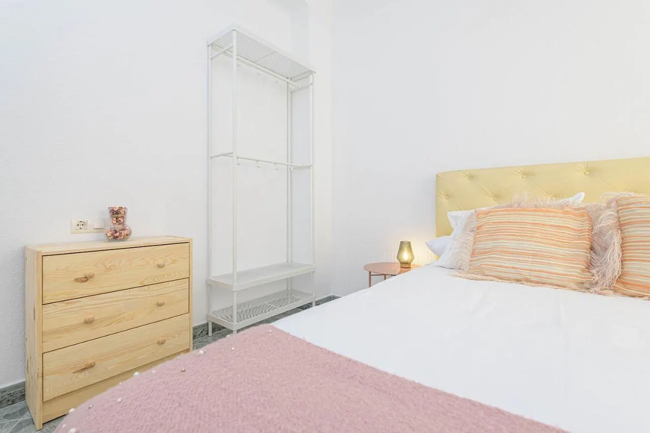 アパート Wintowinrentals Ubicacion Fabulosa, Completo Apartamento Con Parking En El Soho De マラガ スペイン