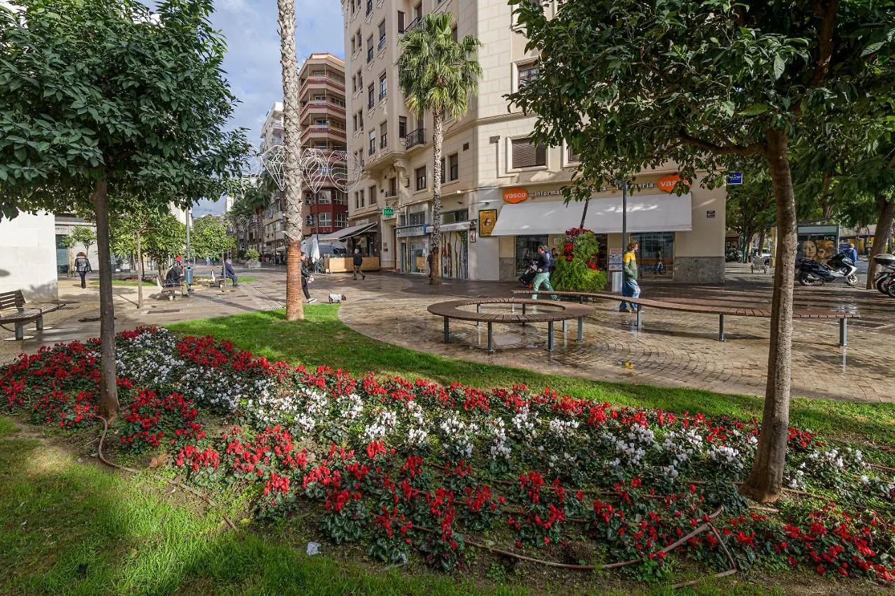 Wintowinrentals Ubicacion Fabulosa, Completo Apartamento Con Parking En El Soho De マラガ アパート