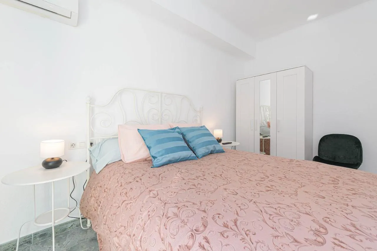 Apartment Wintowinrentals Ubicacion Fabulosa, Completo Apartamento Con Parking En El Soho De Malaga