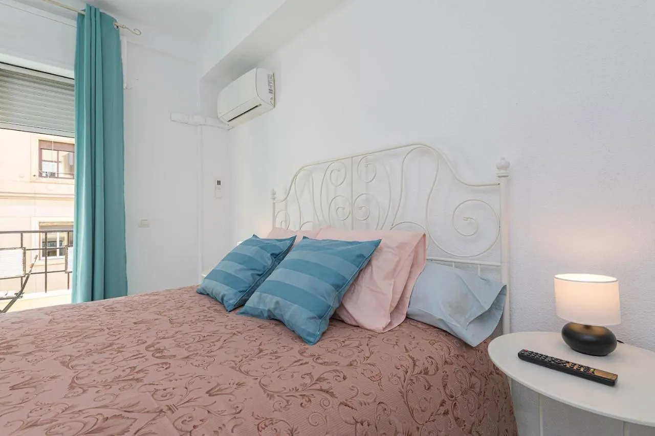 아파트 Wintowinrentals Ubicacion Fabulosa, Completo Apartamento Con Parking En El Soho De 말라가